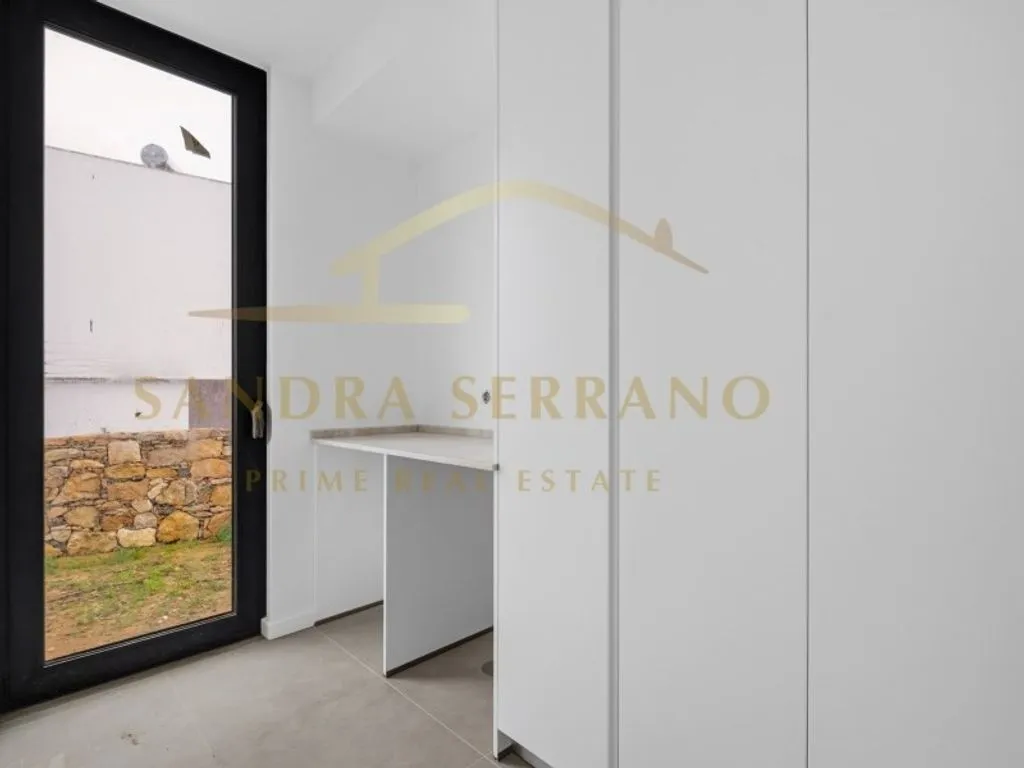 Balcon - Contemporary Villa with Pool in Azenhas do Mar, Sintra