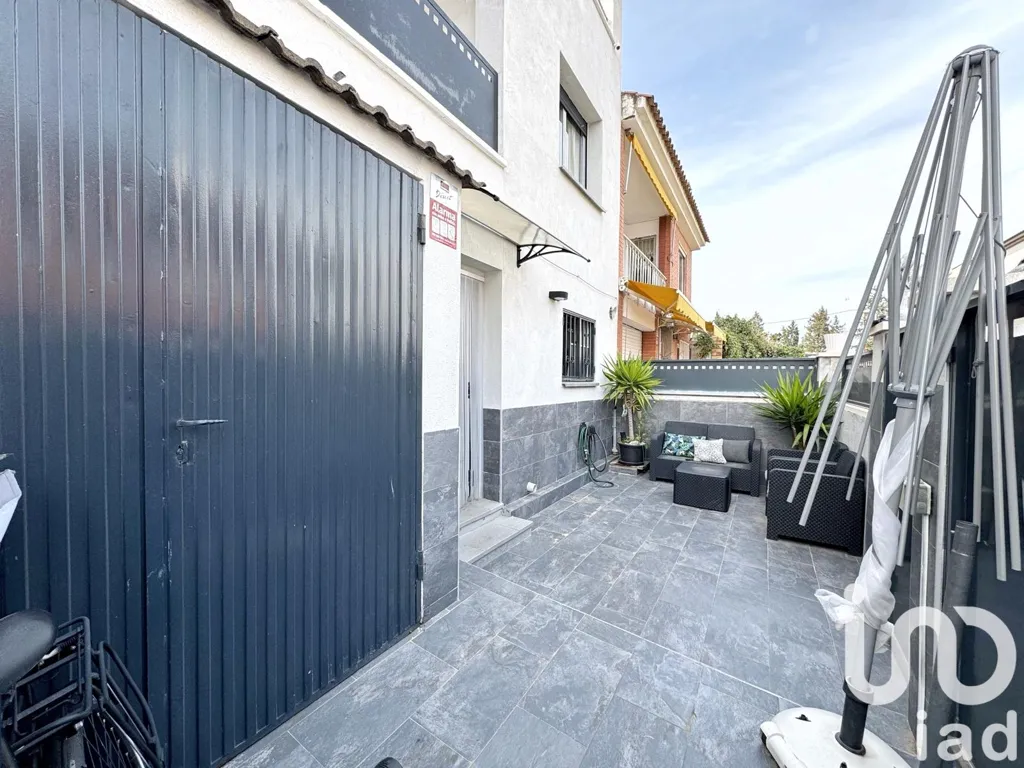 Jardin - Twin-Storey House with Multiple Terraces in Cambrils