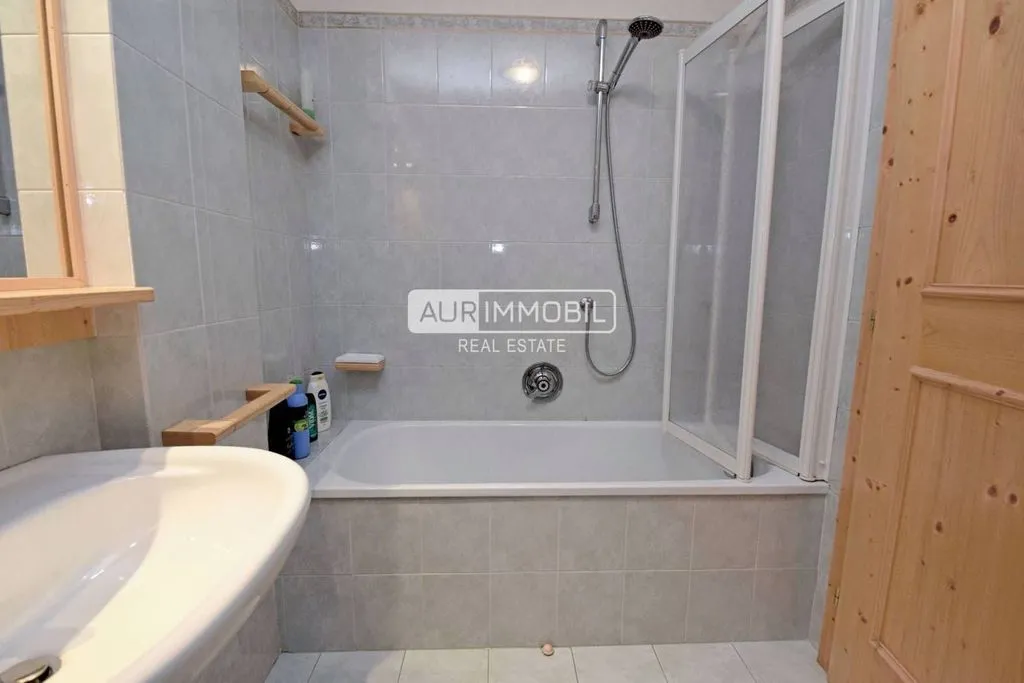 Vannitoad - Luxury Flat with Balcony in Innichen