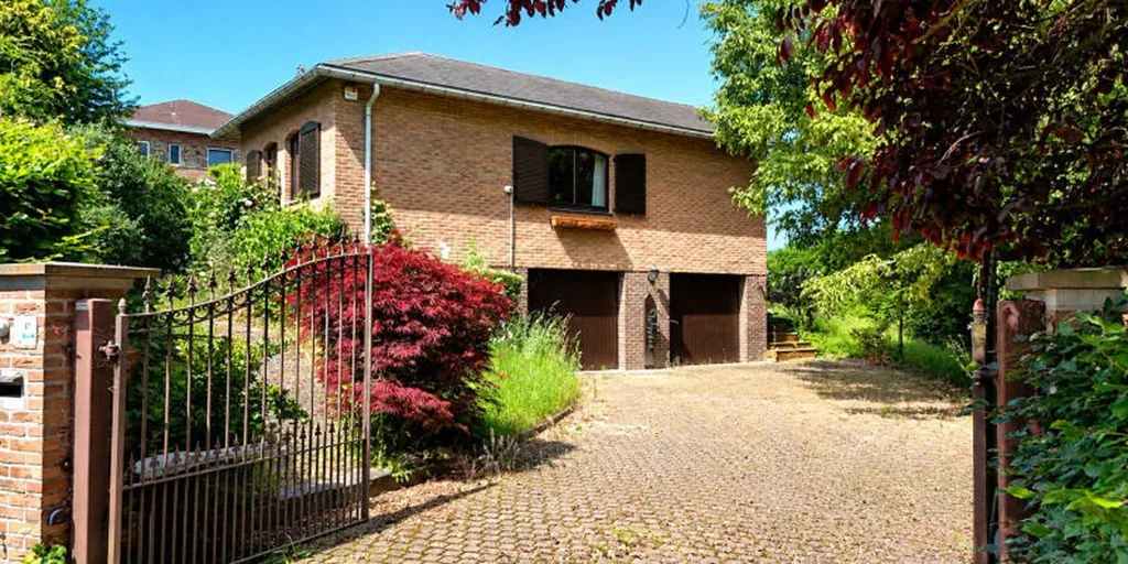 Extérieur - Maison à rénover avec terrasse à Visé
