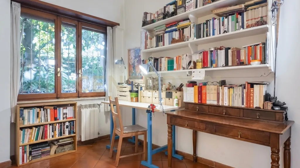 Kabinet - Garden Apartment with Terrace in Monteverde, Rome