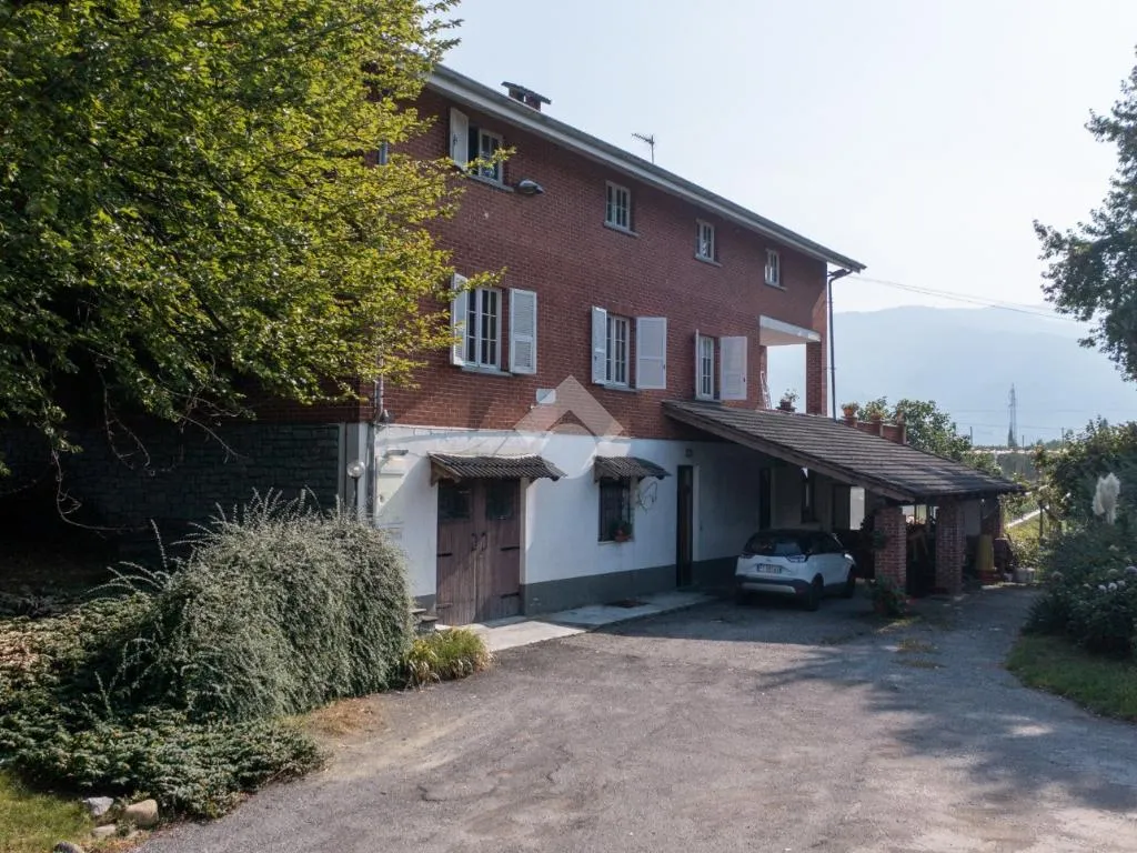 Välivaade - Independent Villa with Garden near Revello