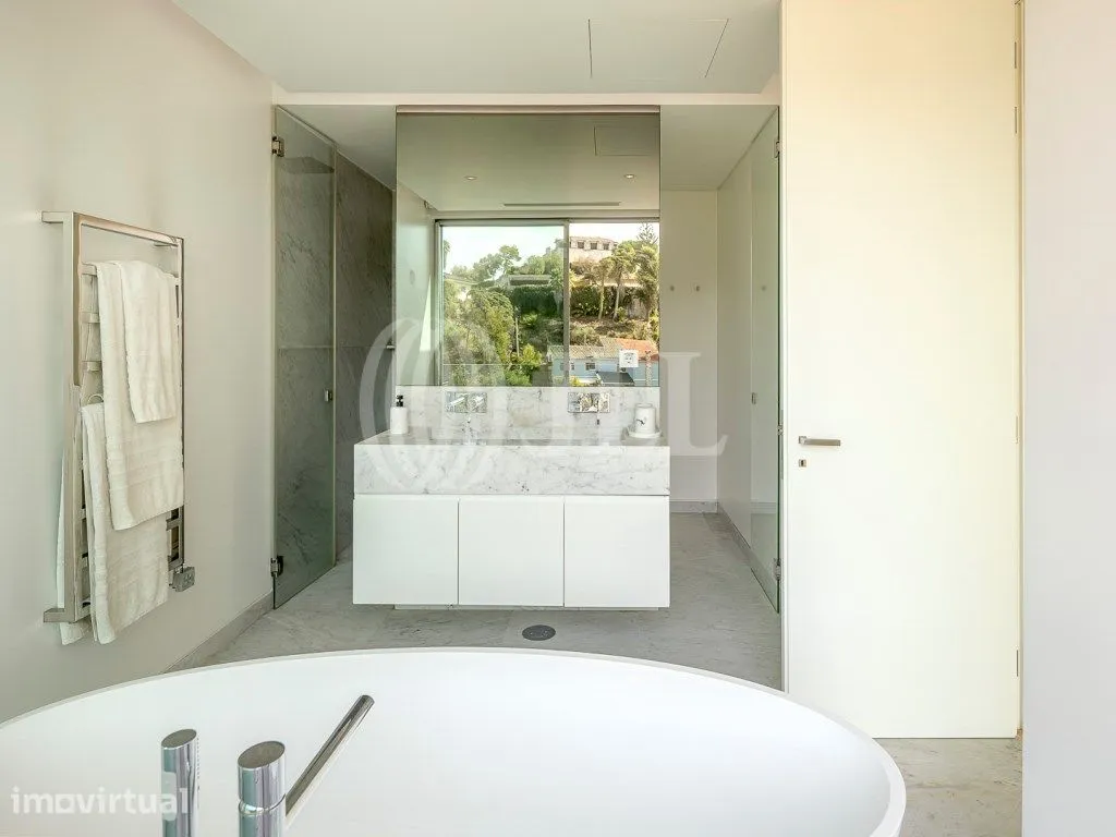Salles de bain - Contemporary Villa with Pool in Estoril, Cascais