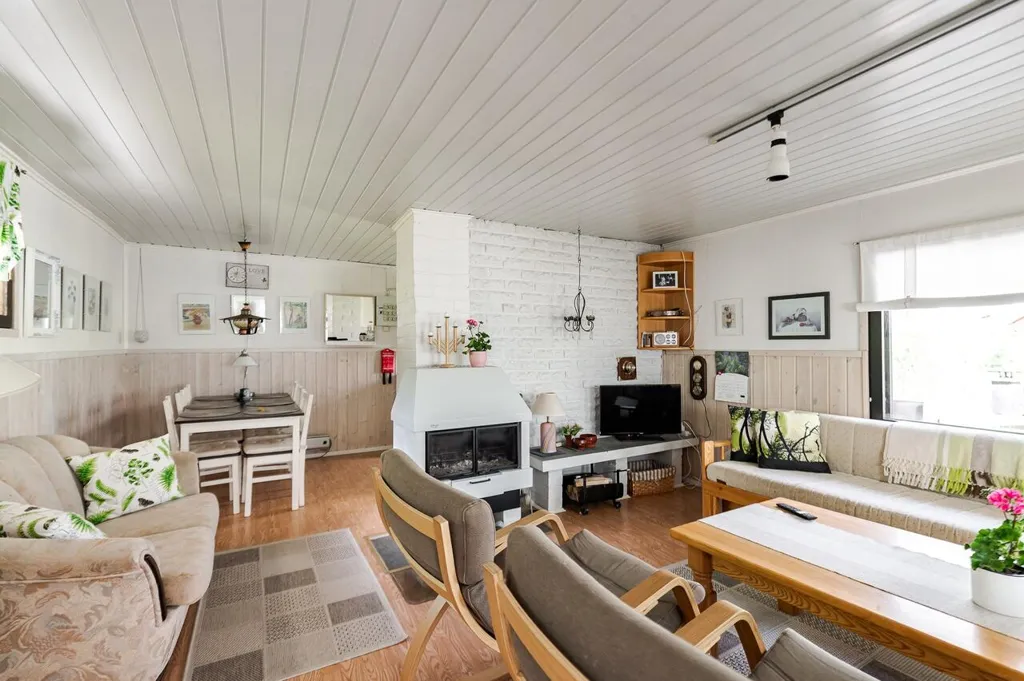 Séjour - Lakefront Cottage with Sauna in Ikaalinen