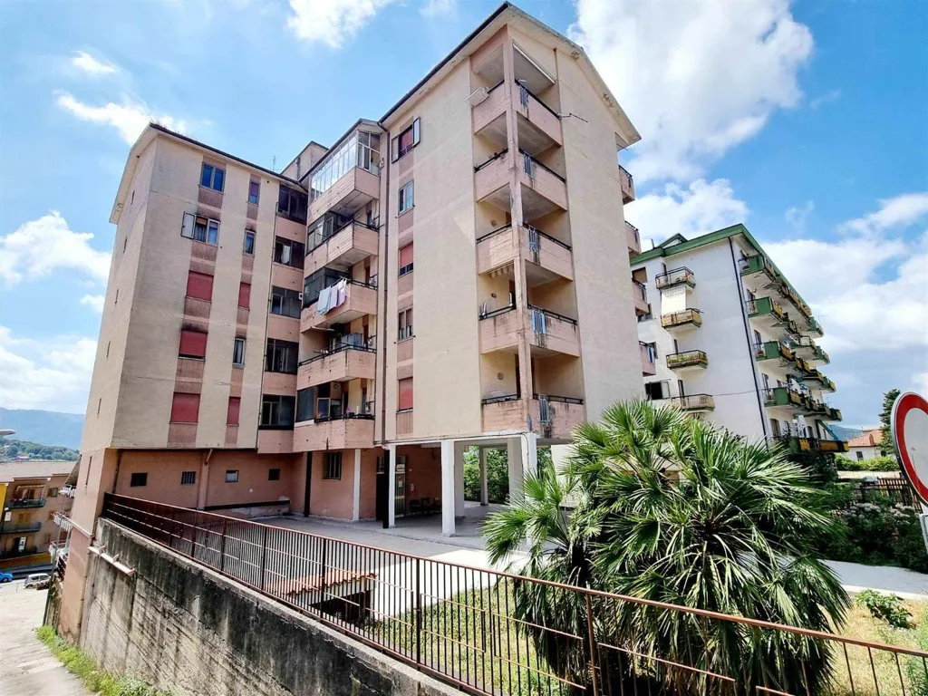 Välivaade - Apartment with Balcony in Central Montefalcione