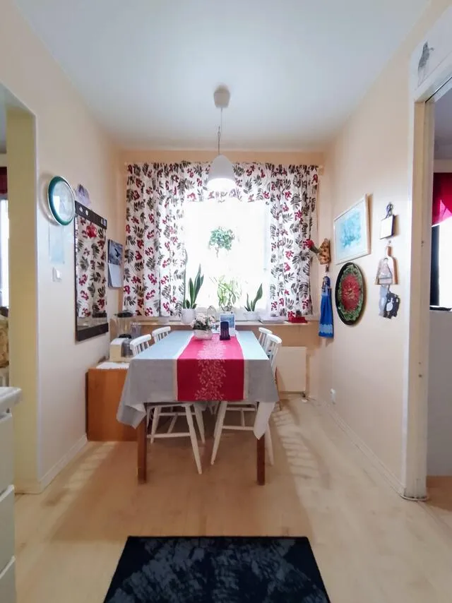 Salle à manger - Upper Floor Flat with Balcony in Pieksämäki Centre
