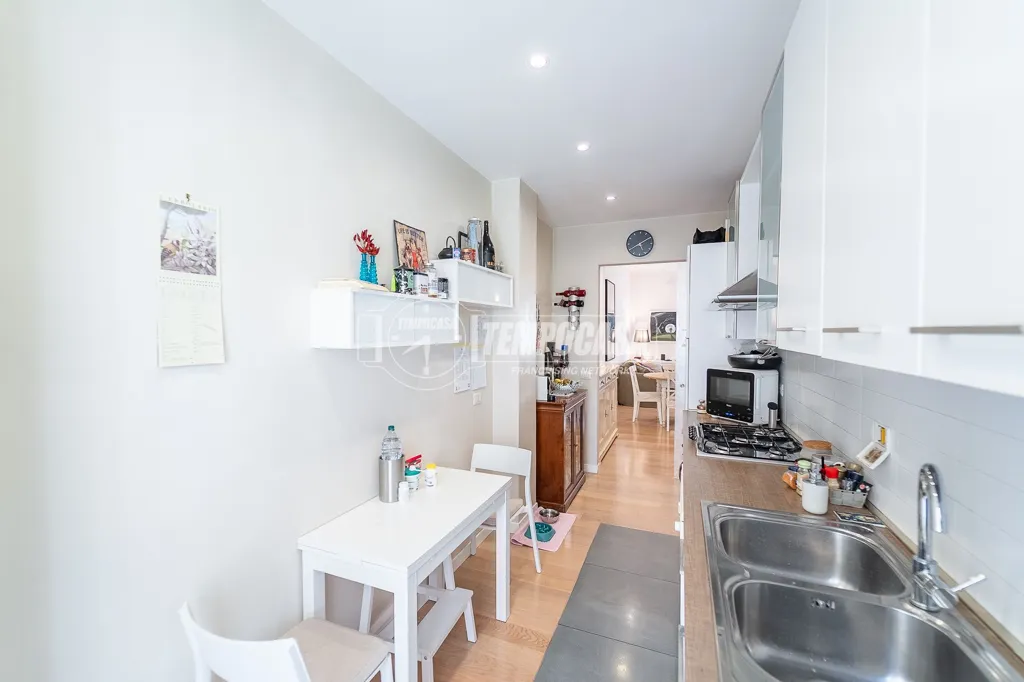 Köök - Ristruttured Flat with Balcony in Nomentano, Rome