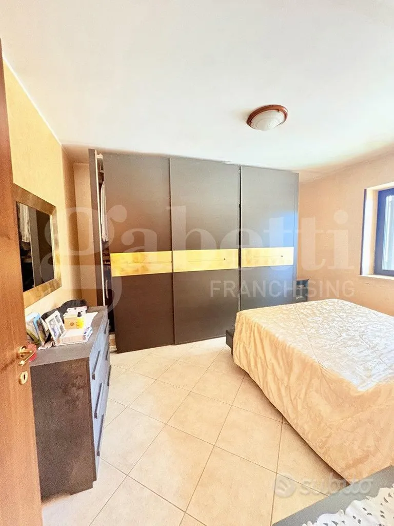 Chambres - Villa with Garden in Gavignano
