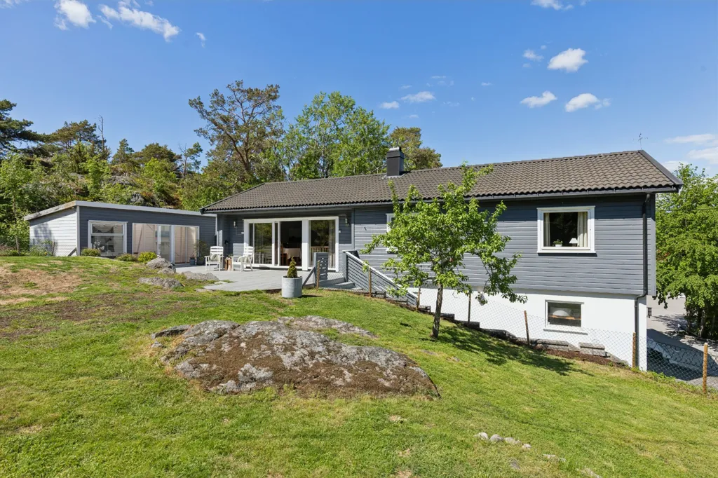 Välivaade - Detached House with Sea View in Larvik