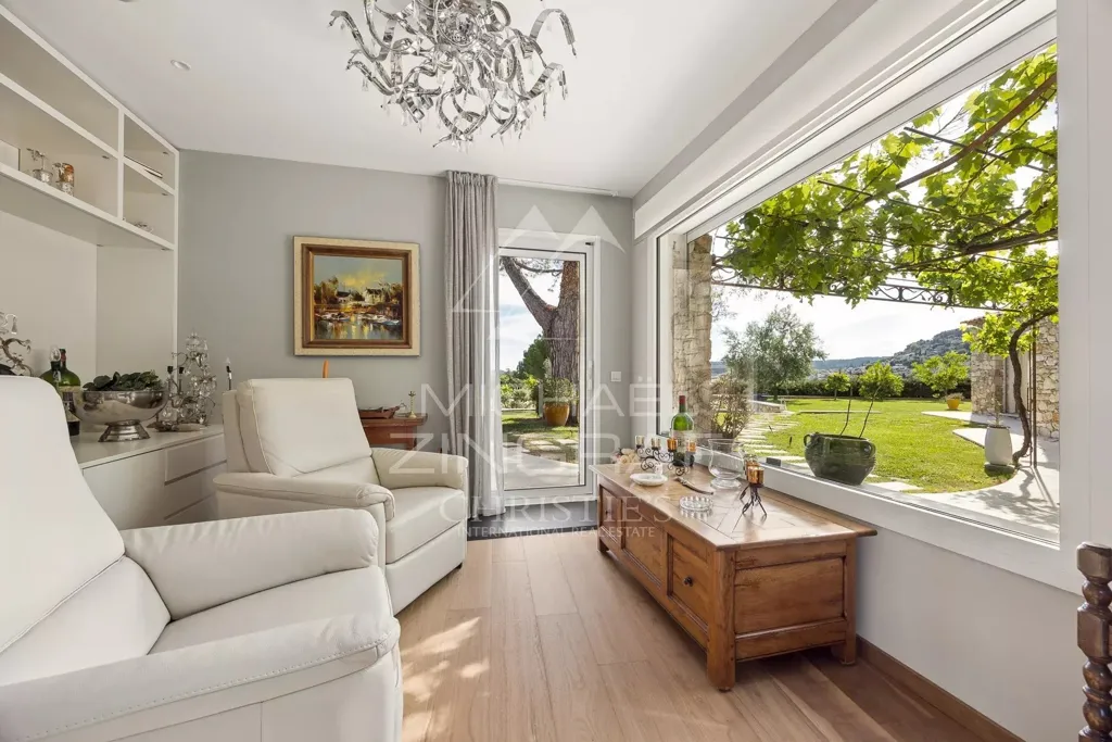 Séjour - Bastide Rénovée à Saint-Paul-de-Vence