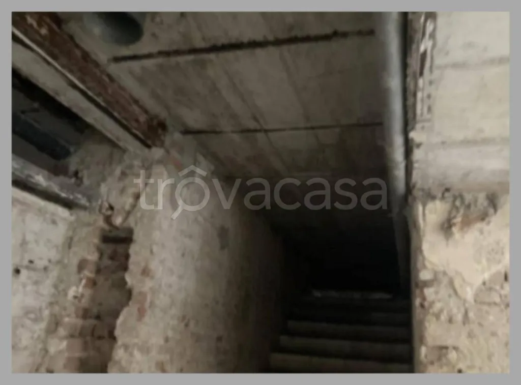 Pièces - Auctioned Apartment with Balcony in Codogno