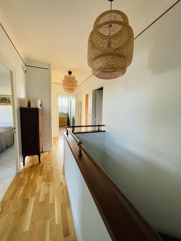 hallway_entrance