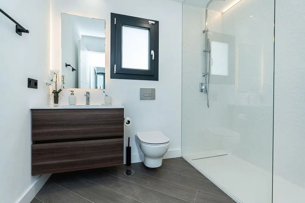 Salles de bain - Modern Villa with Pool in La Cala Resort