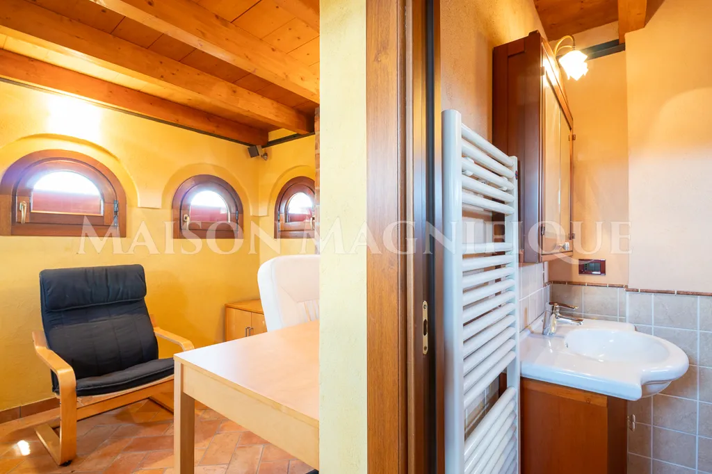Salles de bain - Historic Tower with Panoramic Terrace in Ferrara