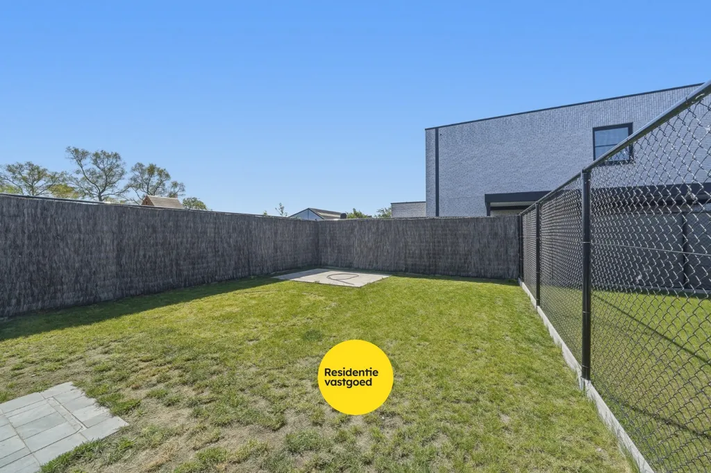 Jardin - Nouvelle Maison Moderne avec Terrasse à Oudenburg
