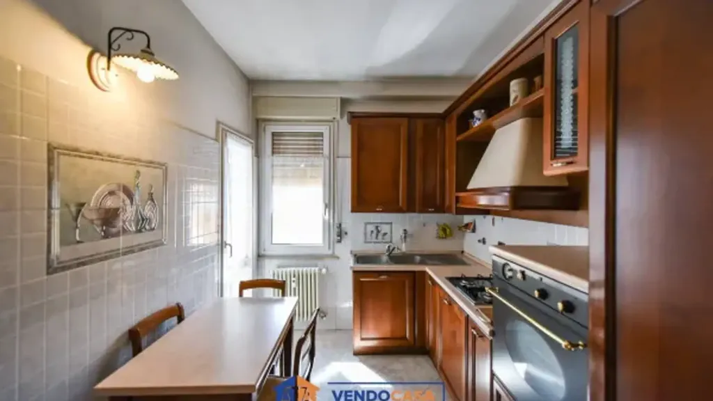 Cuisine - Apartment with Garden in Settimo Torinese