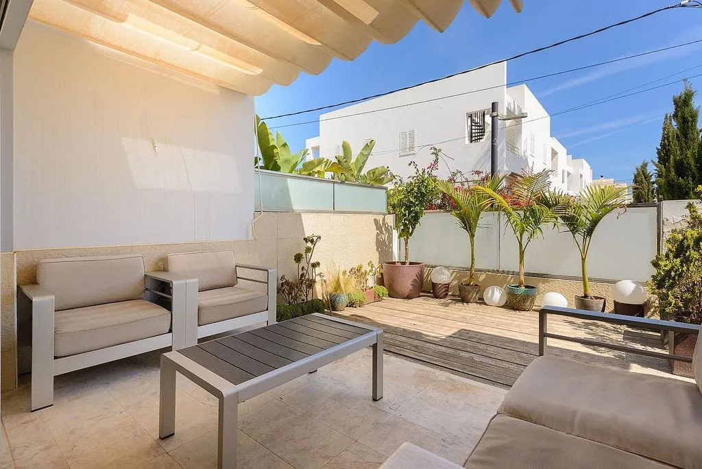 Terrasse - Terraced House with Terrace in Talamanca