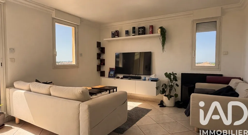 Séjour - Appartement avec Terrasse et Vue à Monteux