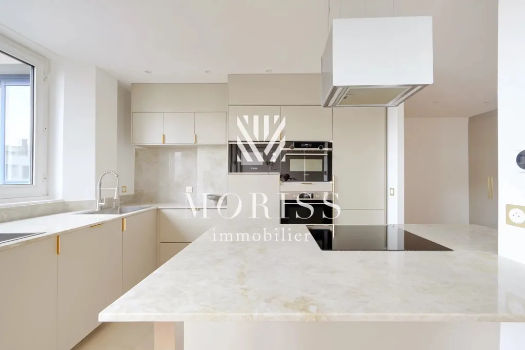 Cucina - 5-Piece Apartment with Balcony in Paris