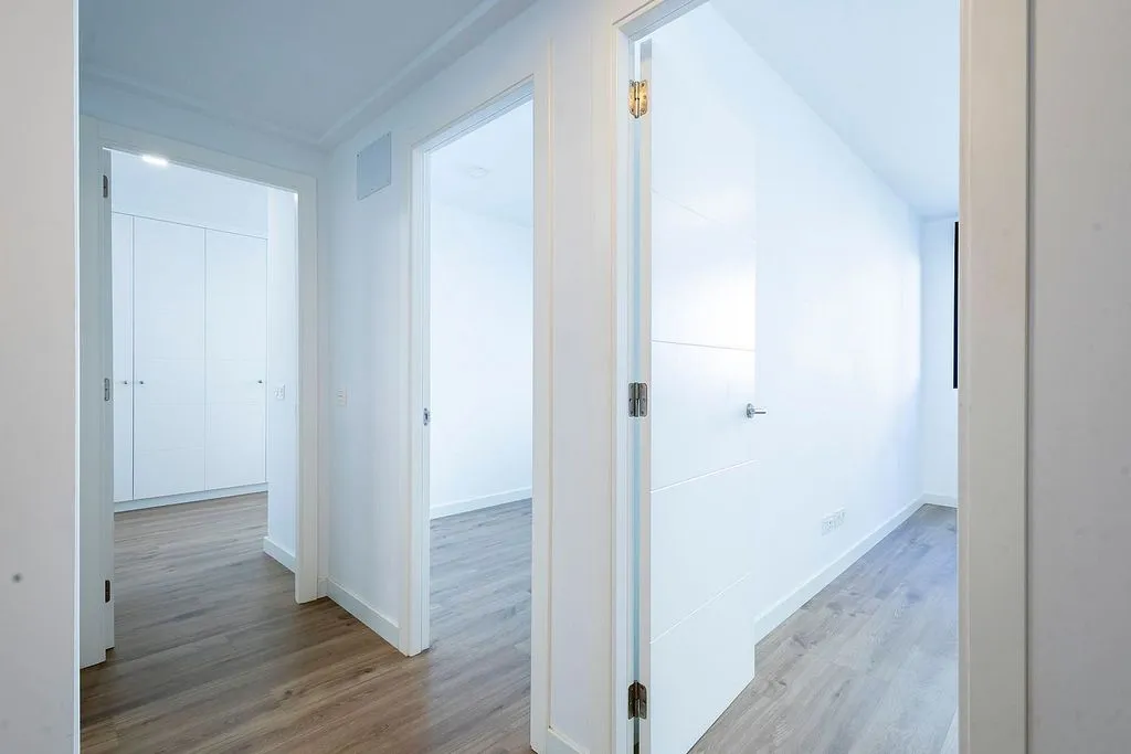 Esik - Modern Flat with Balcony in María Jiménez