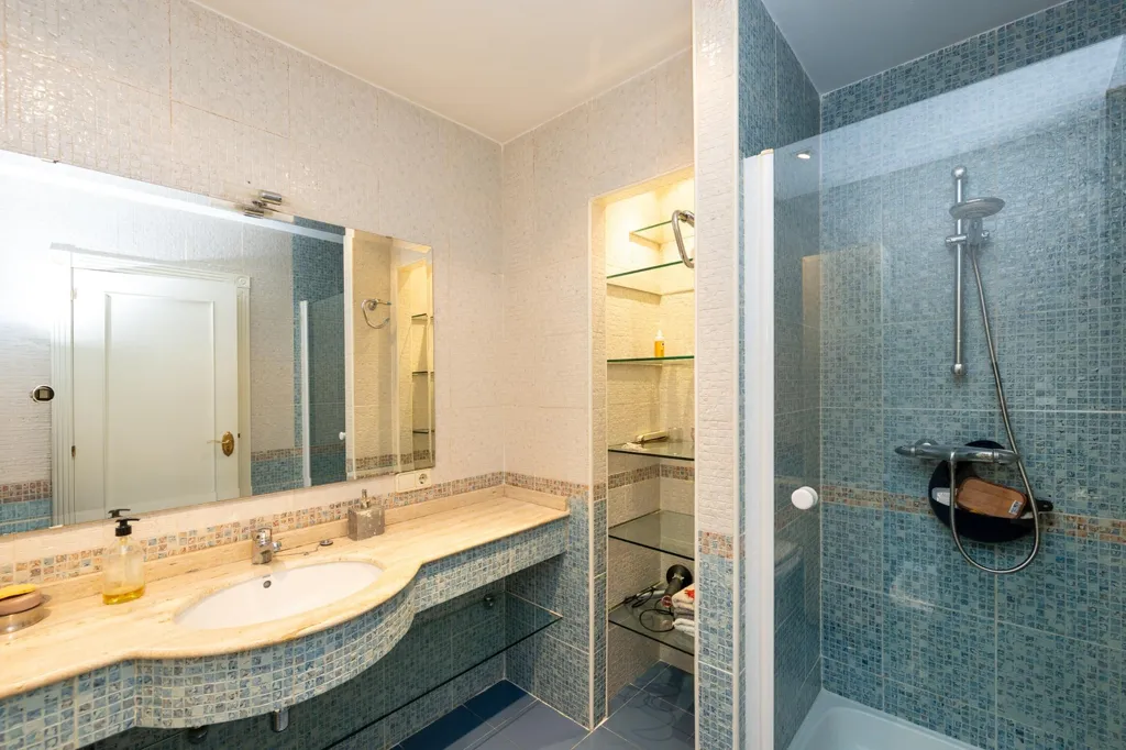 Salles de bain - Townhouse with Terrace in La Bermejana