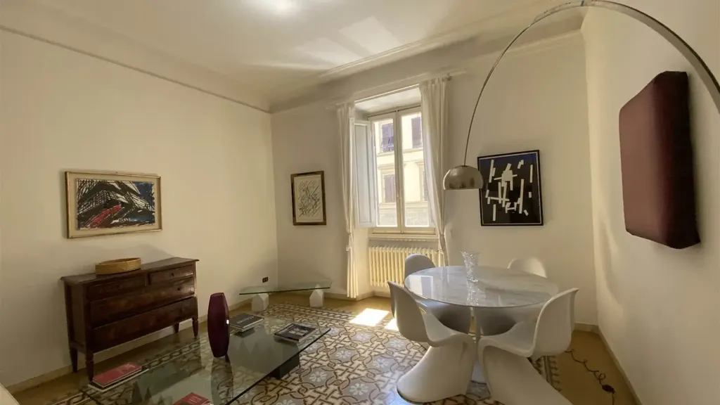 Appartement 4 pièces à IT