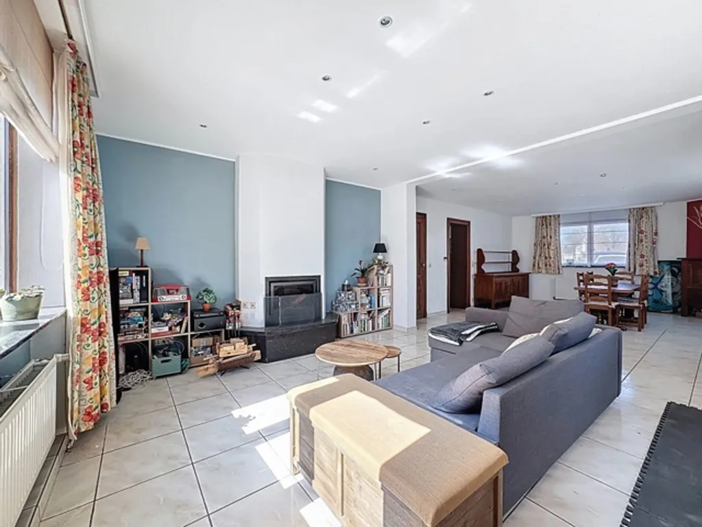 Elutuba - Characterful House with Multiple Uses in Vieux-Genappe