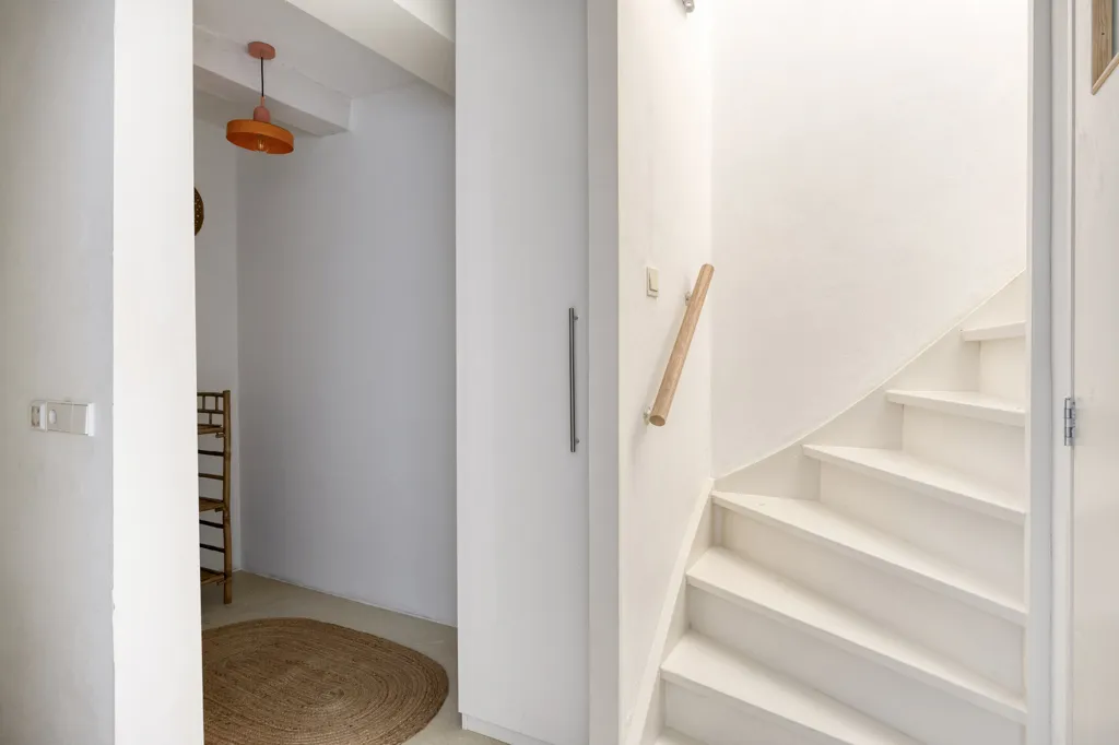 4 magamistoaga maja asukohas Amsterdam
