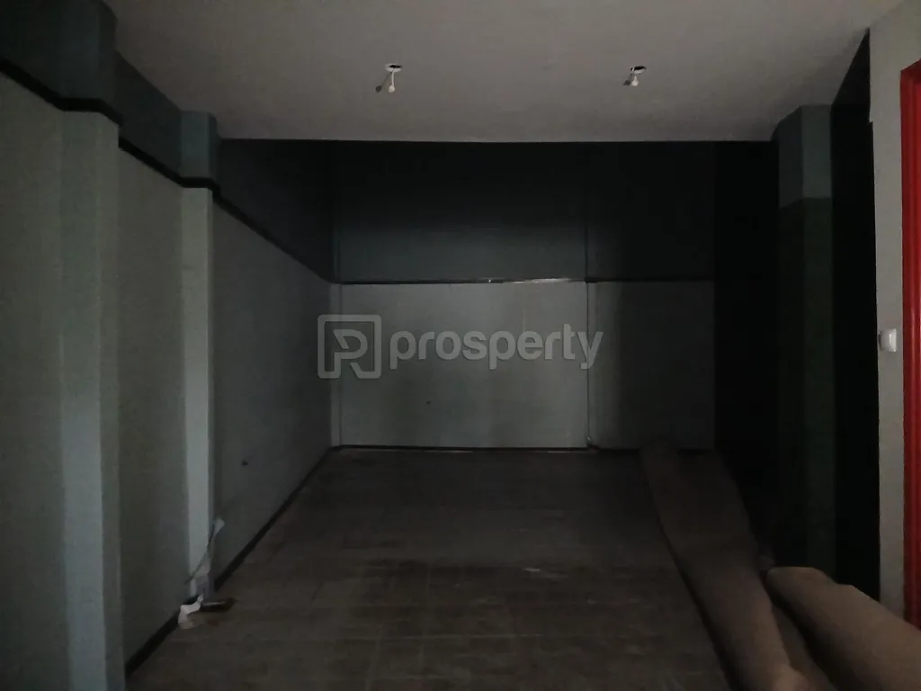 Toad - Commercial Space with City View in Patra