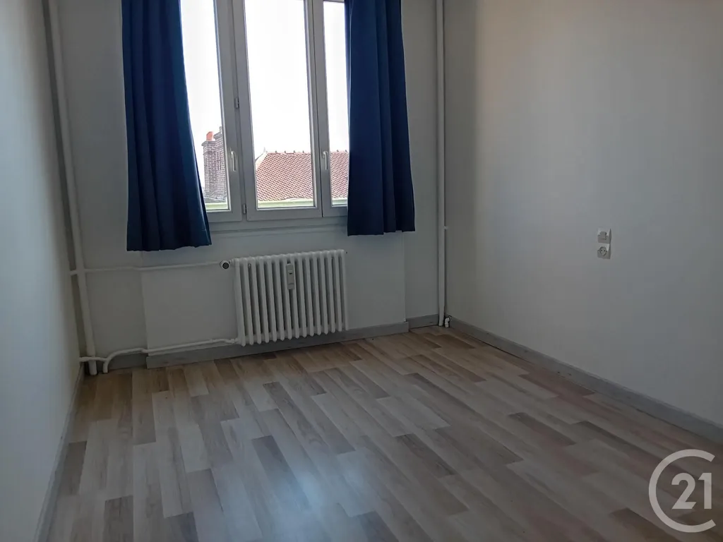 Toad - Refurbished 2-Bedroom Apartment in Troyes