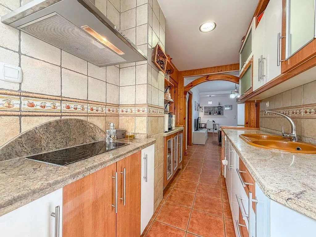 Köök - Ground Floor Flat with Patio in Granada Centre