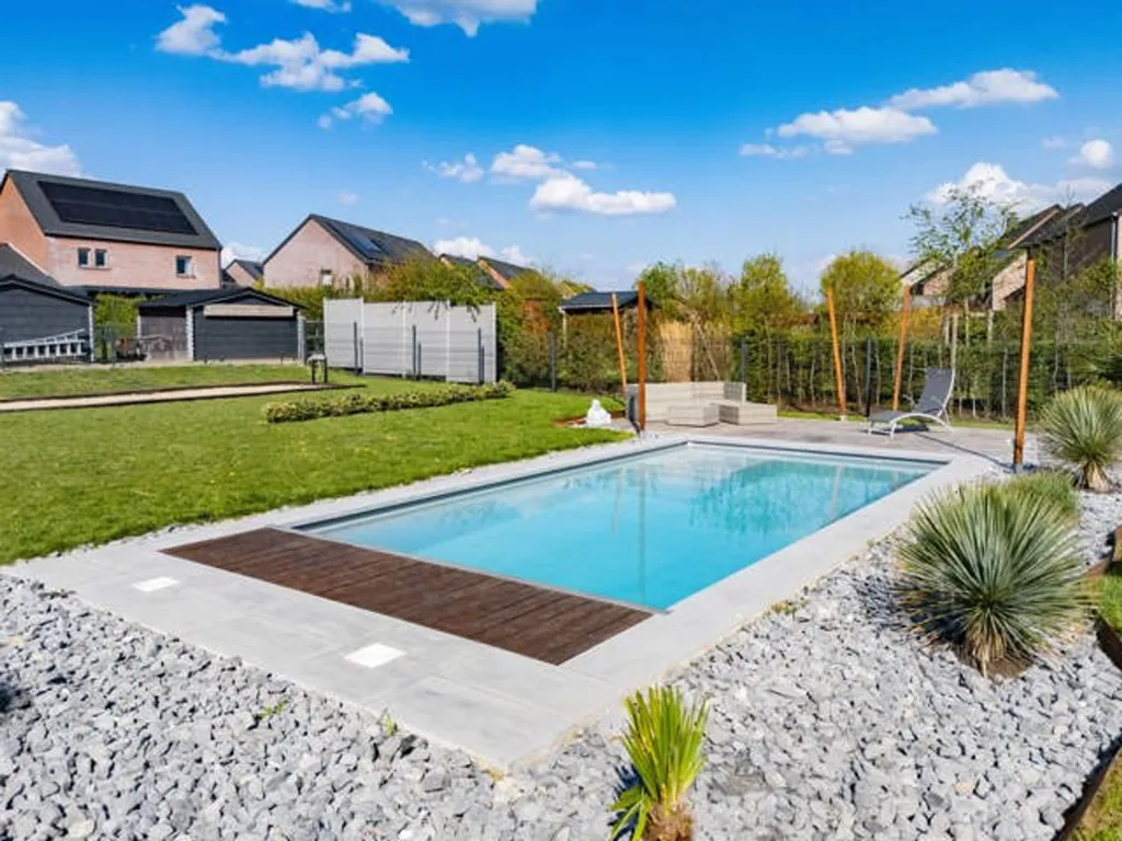 pool_area