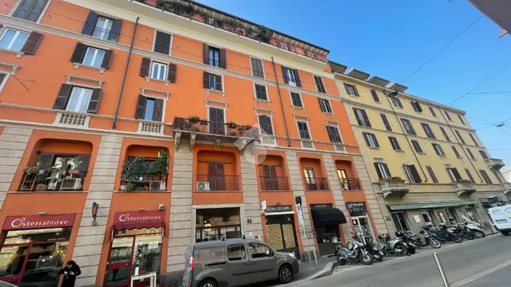 Välivaade - Fully Furnished Flat with Balconies in Milan