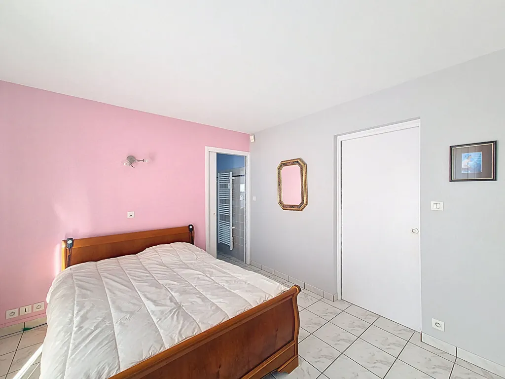 Chambres - Maison de 5 Pièces avec Jardin à Callac