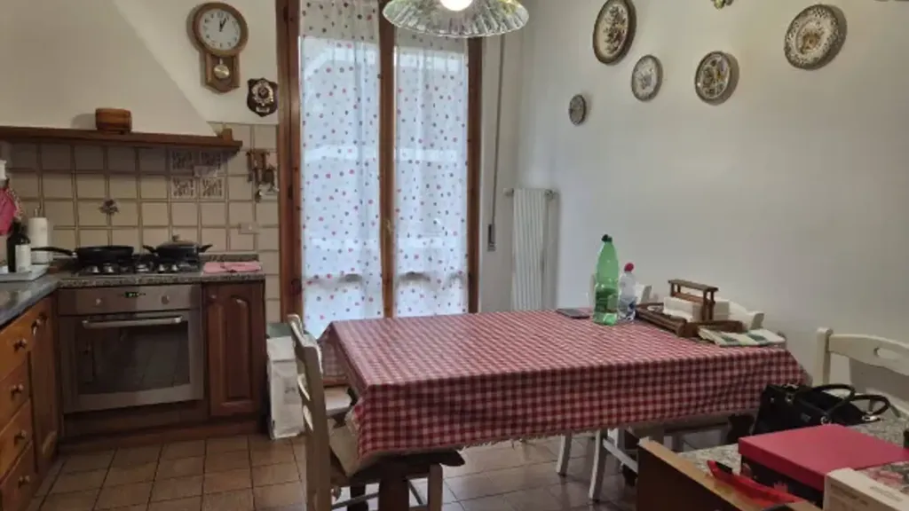 Söögituba - Apartment with Terrace in Isolotto, Florence