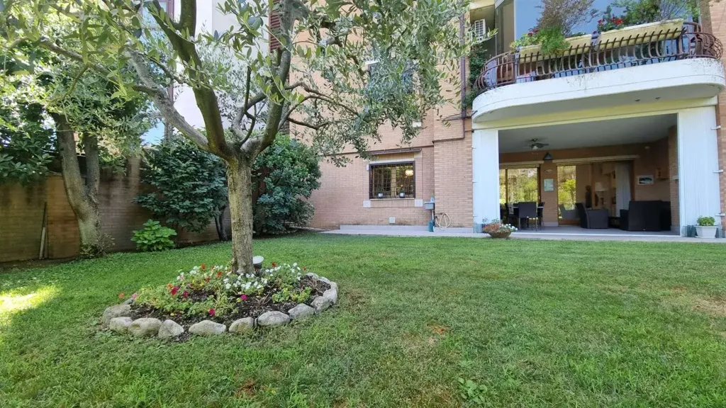 Appartement 4 pièces à IT
