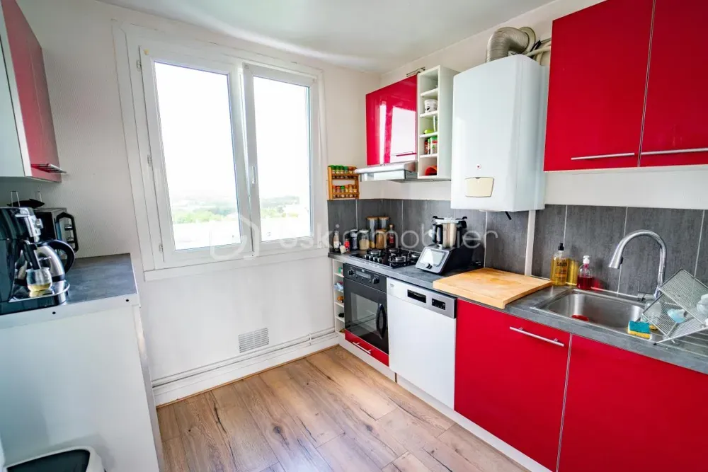 Cuisine - Appartement Rénové avec Vue Dégagée à Brest