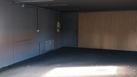 Pièces - Commercial Space with Potential in Rødovre