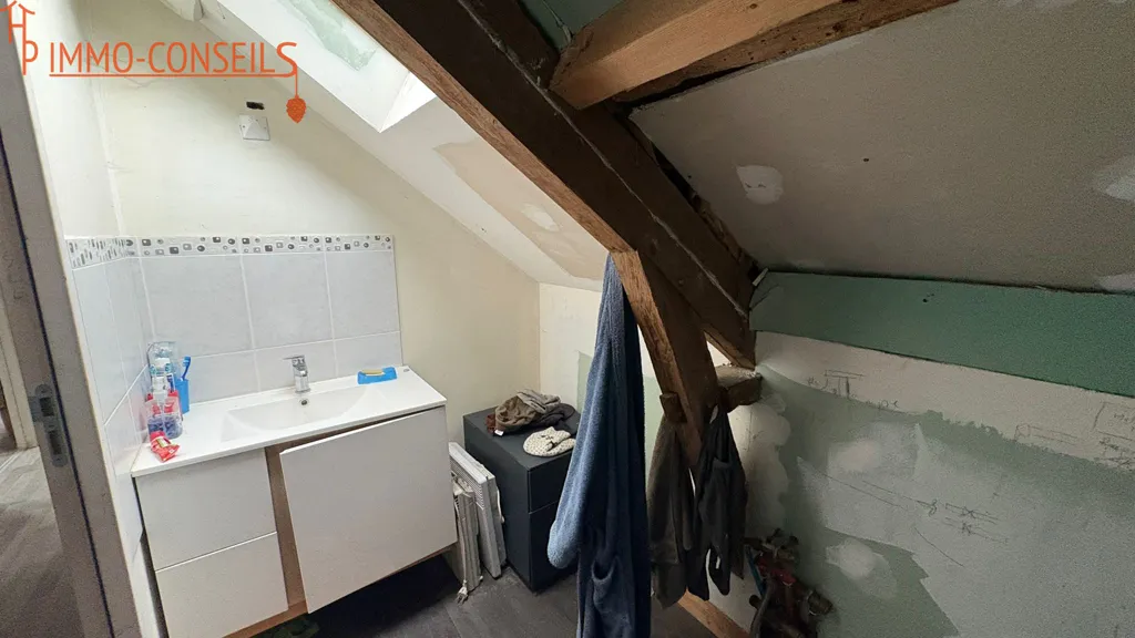 Salles de bain - Longère Non Mitoyenne à Fort Potentiel