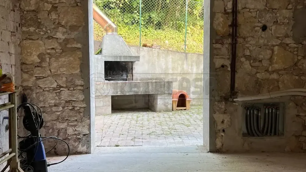 Garaaž - Terraced Villa with Garden in Montecchio Maggiore
