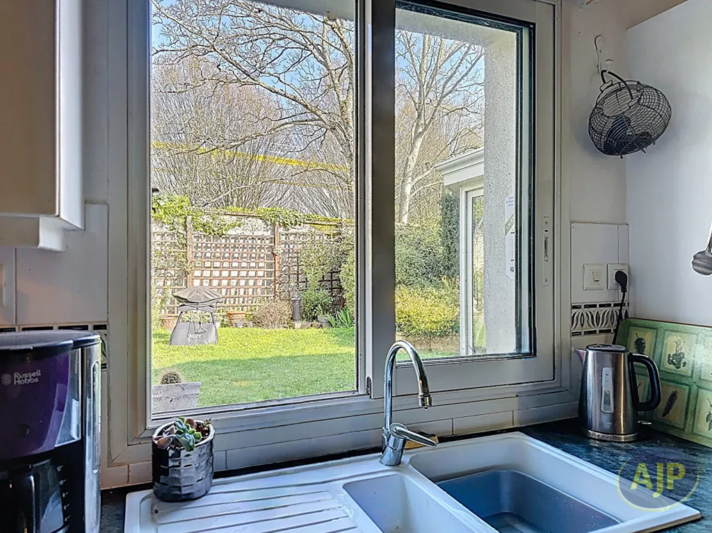 Cuisine - Maison dans Impasse Calme avec Jardin à Nantes