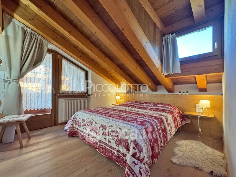 Magamistoad - Bright Penthouse with Garage in Cortina d'Ampezzo