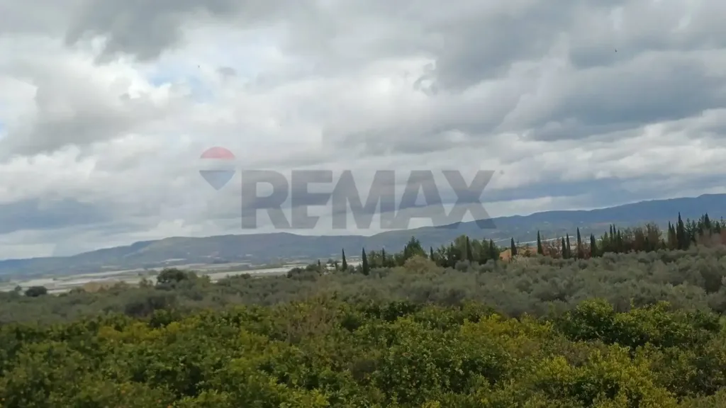 Villa with Garden and Panoramic View in Chiaramonte Gulfi