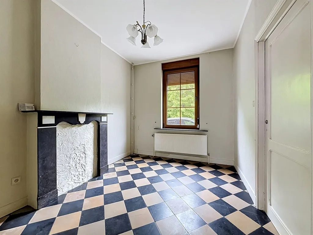 Pièces - Maison 3 Façades avec Jardin et Terrasse à Roufosse