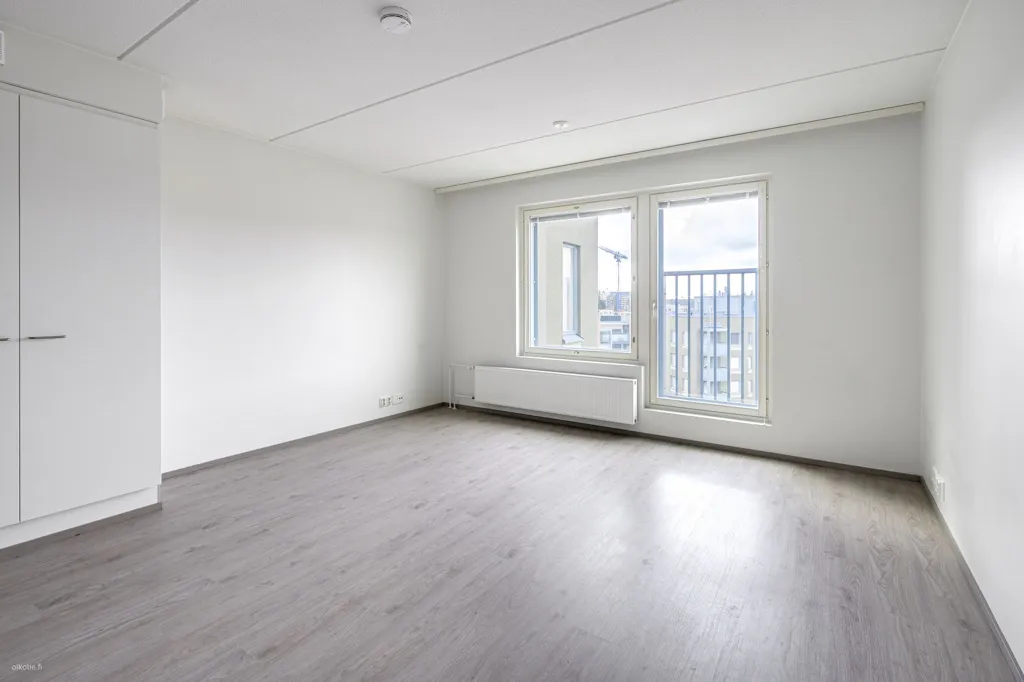 Toad - Studio with French Balcony in Espoo