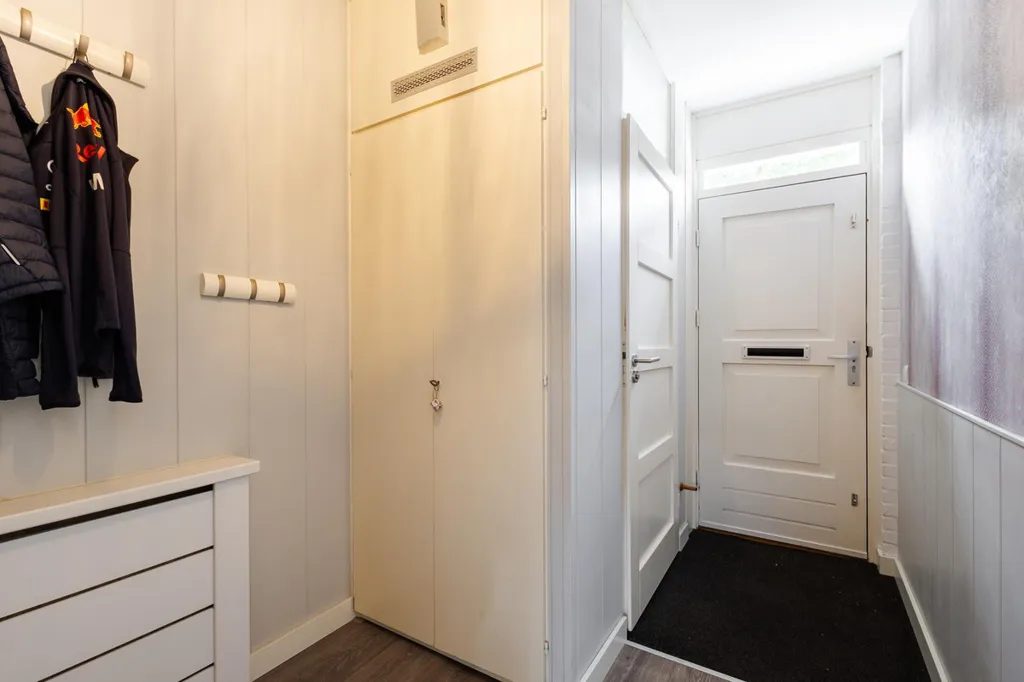 Entrée - Maisonnette with Garden in Sliedrecht