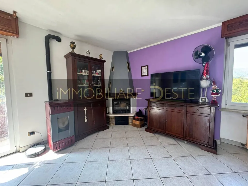Elutuba - Villa with Private Garden in Rubiana