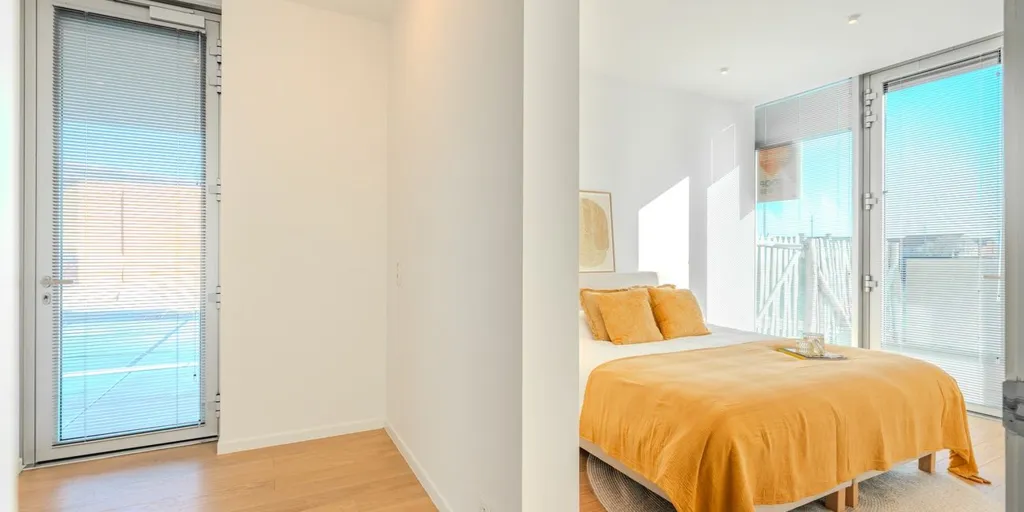 Magamistoad - 2-Bed Apartment with Garden in Ostende