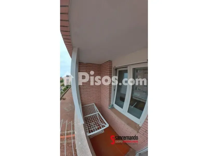 Balcony - Student-Friendly Flat with Balcony in Santander