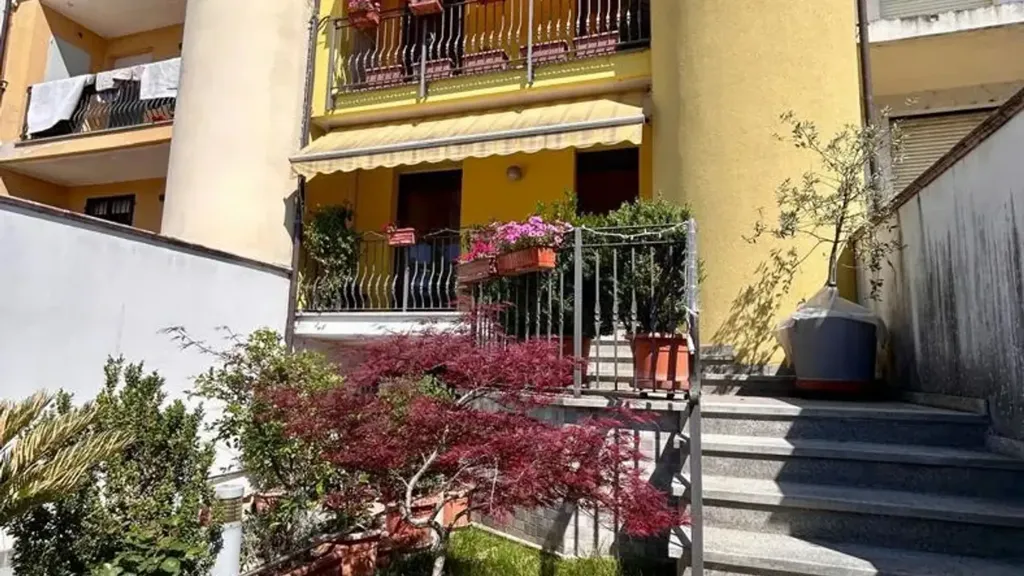 Balcon - Rustic Villa with Solar Panels in Garlasco